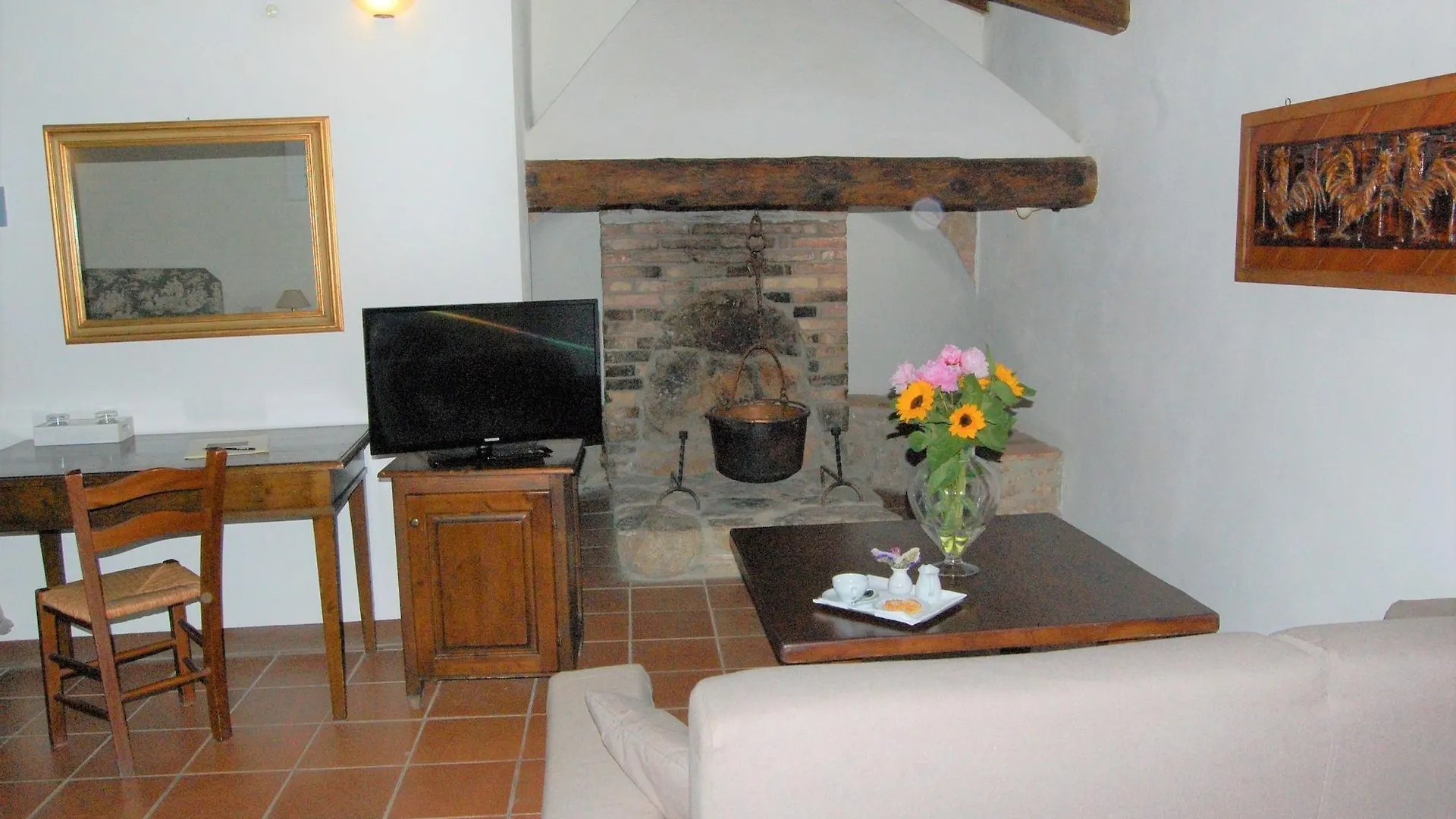 Borgo Gallinaio Monteriggioni Oda ve Kahvaltı