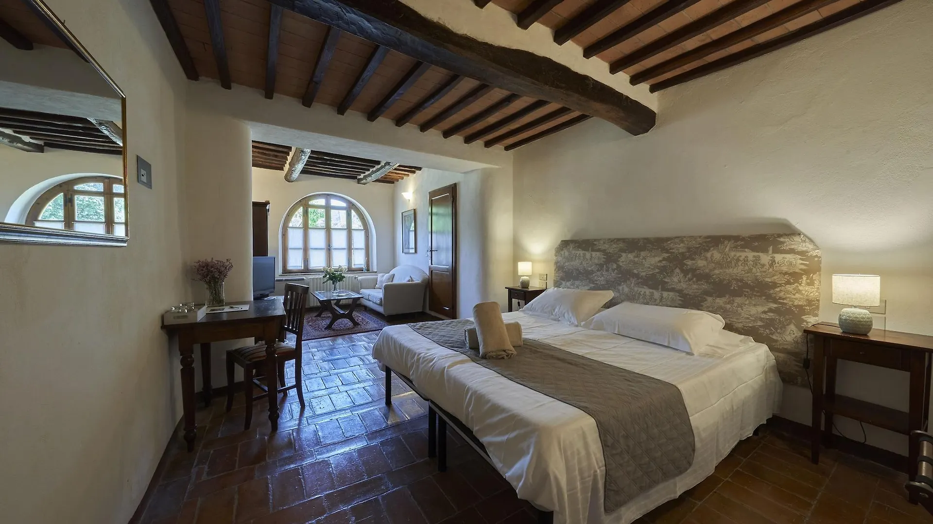Borgo Gallinaio Monteriggioni 3*,  Italy