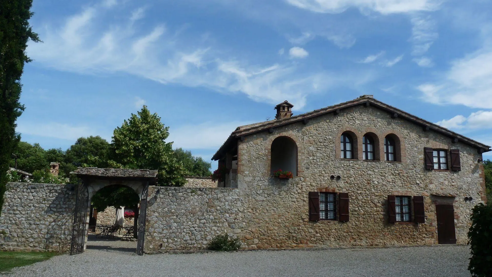 *** Bed & Breakfast Borgo Gallinaio Monteriggioni Italy